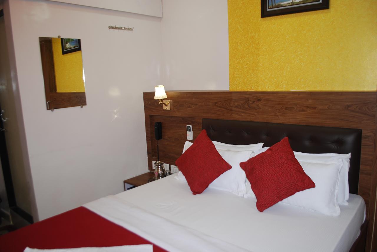 Noble Lodge - Mumbai — Photos 3